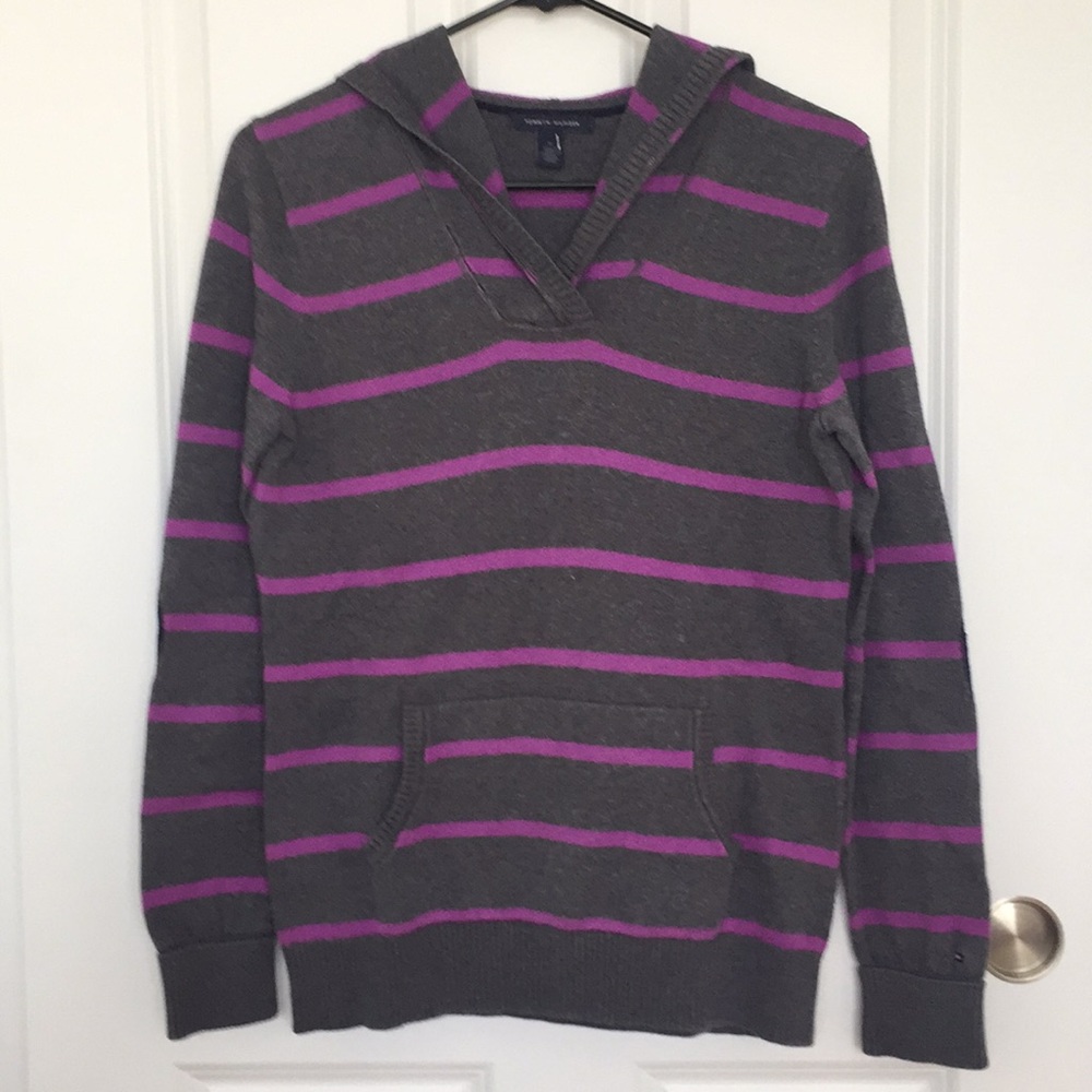 Tommy Hilfiger sweater